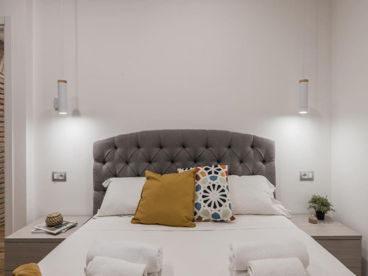 The Best Rent - Modern Three-Bedroom Apartment A Few Steps From The Colosseum מראה חיצוני תמונה