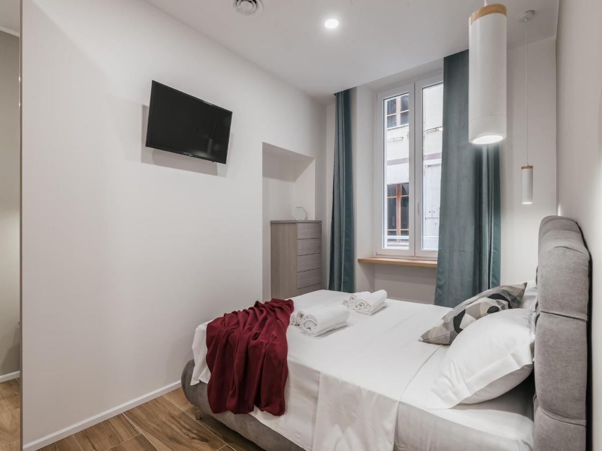 The Best Rent - Modern Three-Bedroom Apartment A Few Steps From The Colosseum מראה חיצוני תמונה